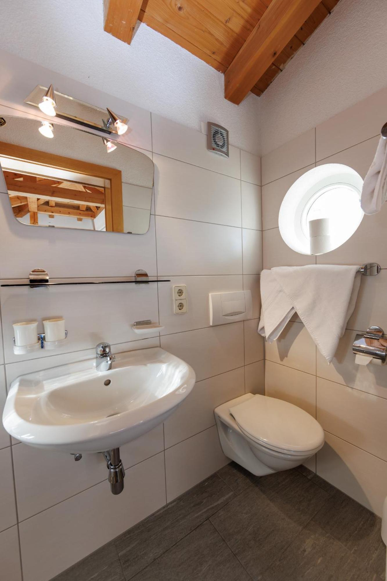 Haus Diana Apartment แซร์เฟาส์ ภายนอก รูปภาพ